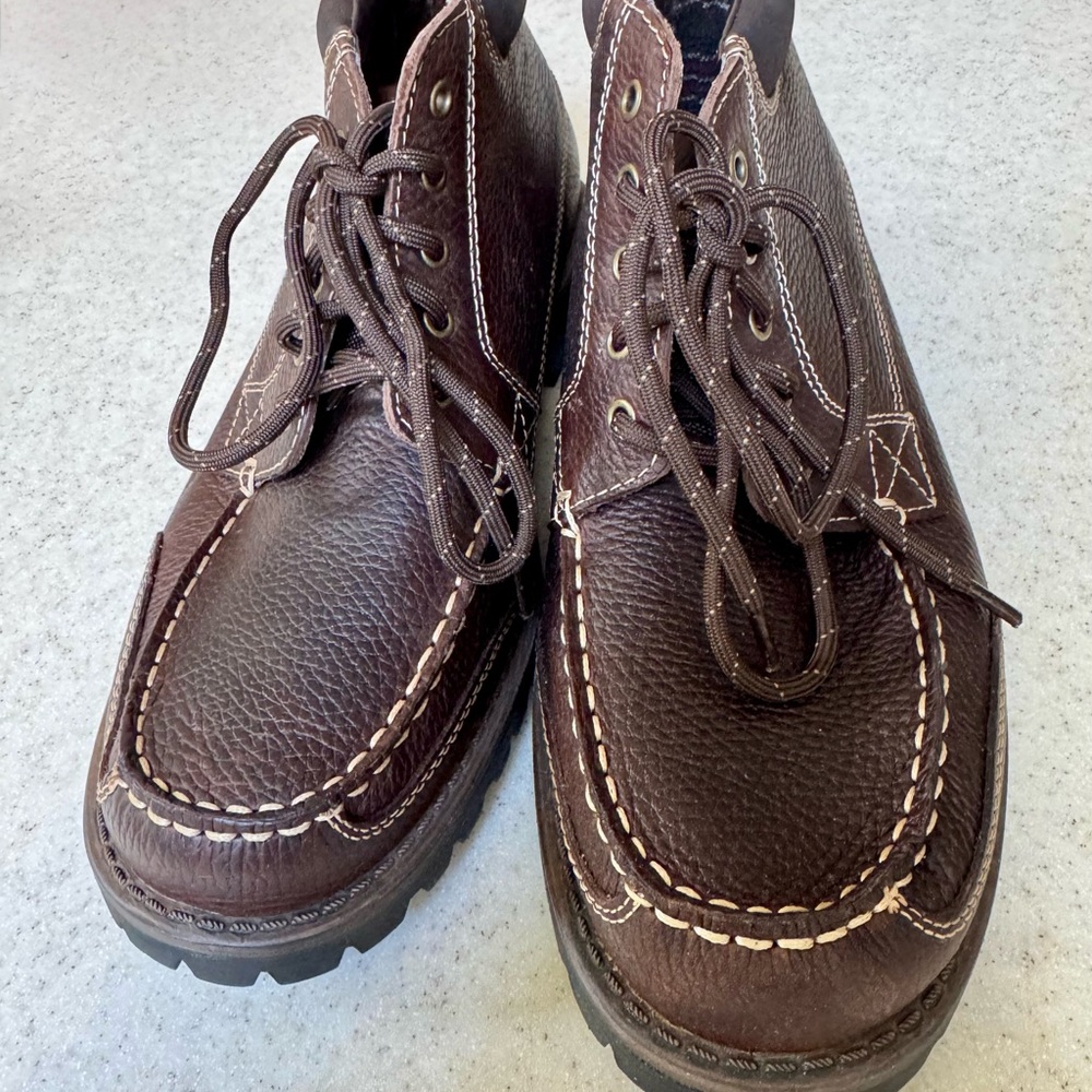 Men's Brown Leather Chukka Boots